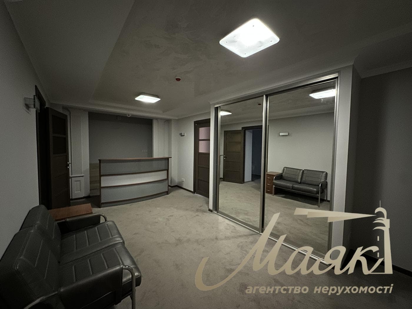 Оренда офісного приміщення з ремонтом (220 м²) на вул. Голосіївська, 7, корпус 1