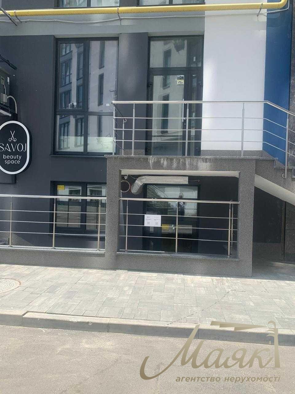 Rental of a 130 m2 facade premises in Riv'iera Residential Complex, Slavutich