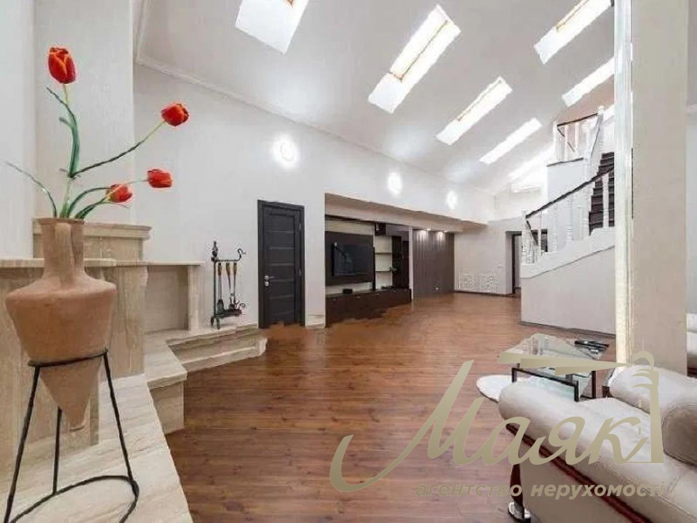 Аренда пентхауса ул. Колпака, Печерск