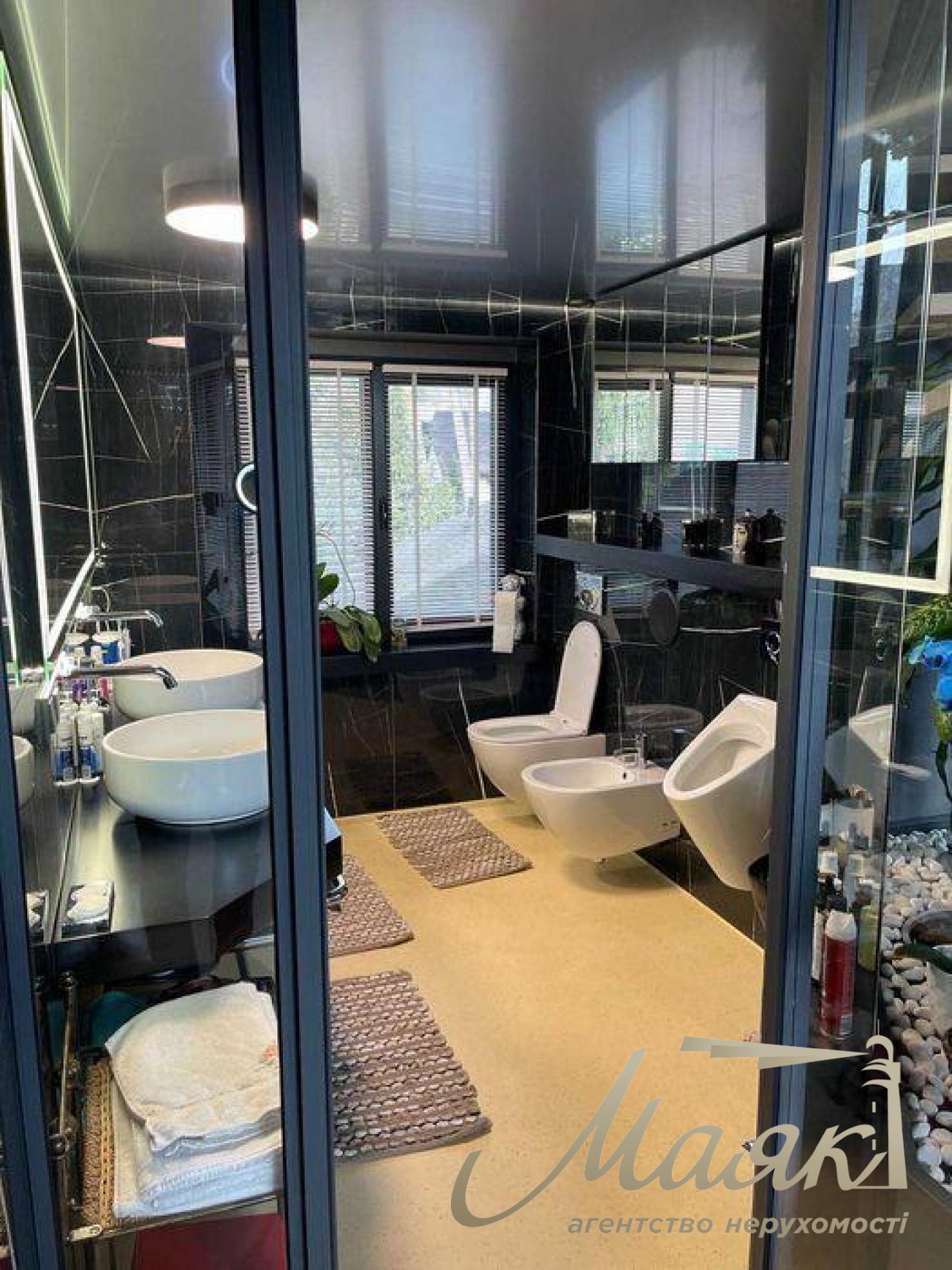 Аренда дома 200м2 в с. Романков, Киево-Святошиснкий район