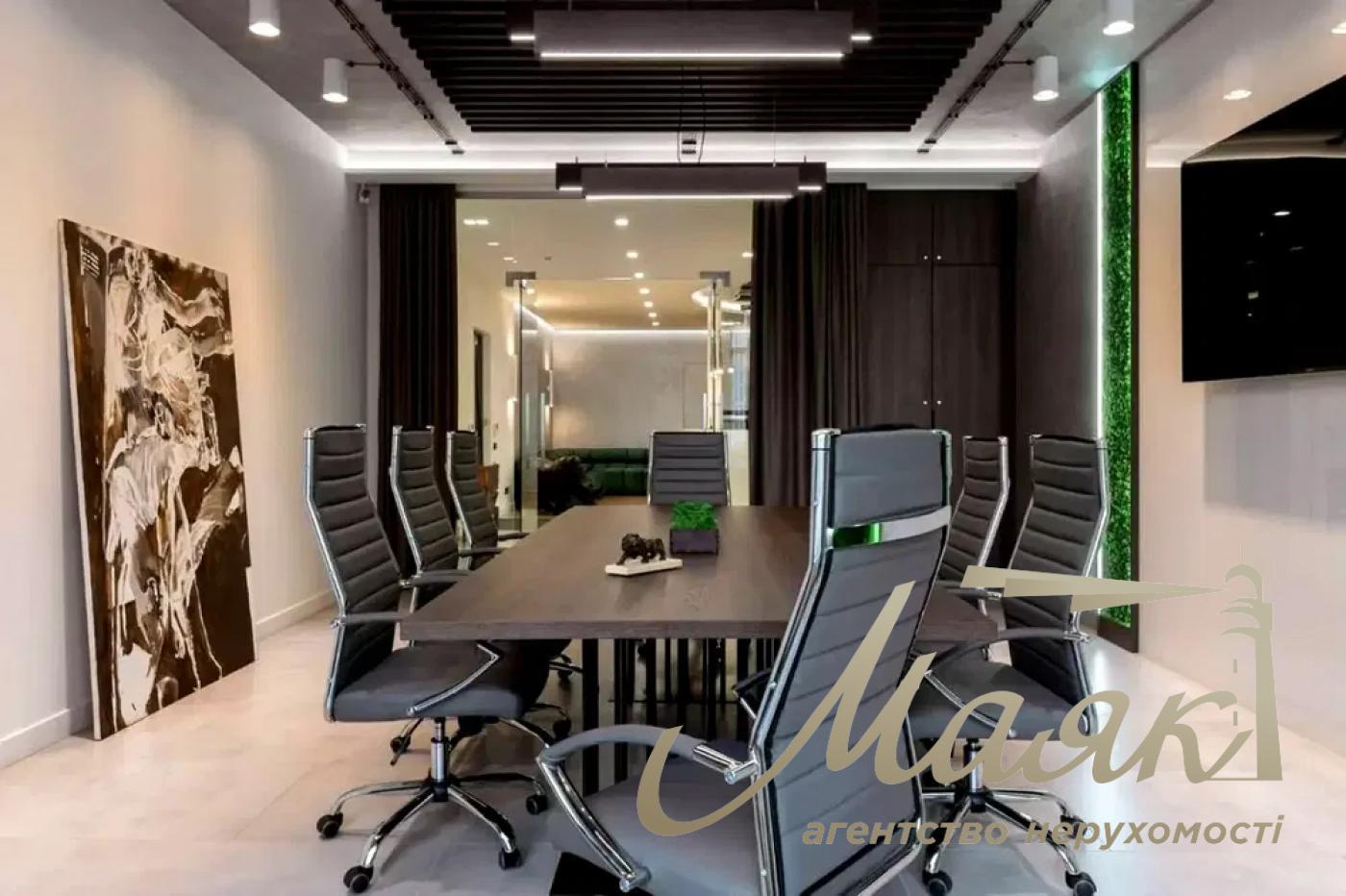 Office for rent Residential Complex Novopecherskie Lipki, Verkhoglyada street (Dragomirova)