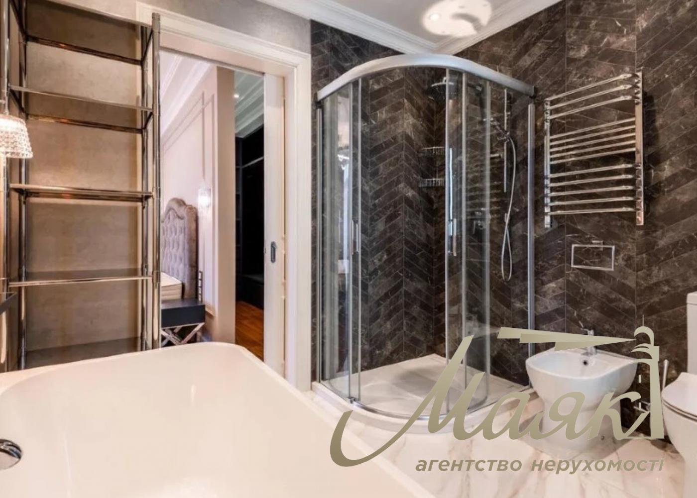 Rent 3-room apartment residential complex Lipska Vezha st. Institutskaya 18a