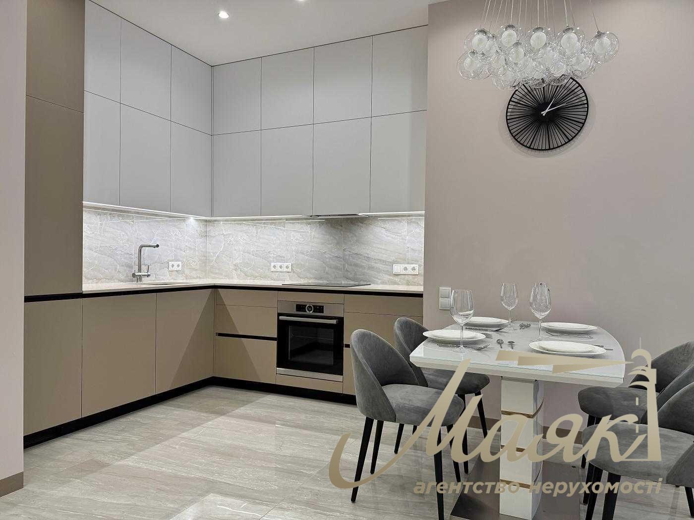 Аренда дизайнерской 3х-комнатной квартиры 85м2 в ЖК Новопечерские Липки, ул. Михаила Драгомирова, 15Б, Печерский район.