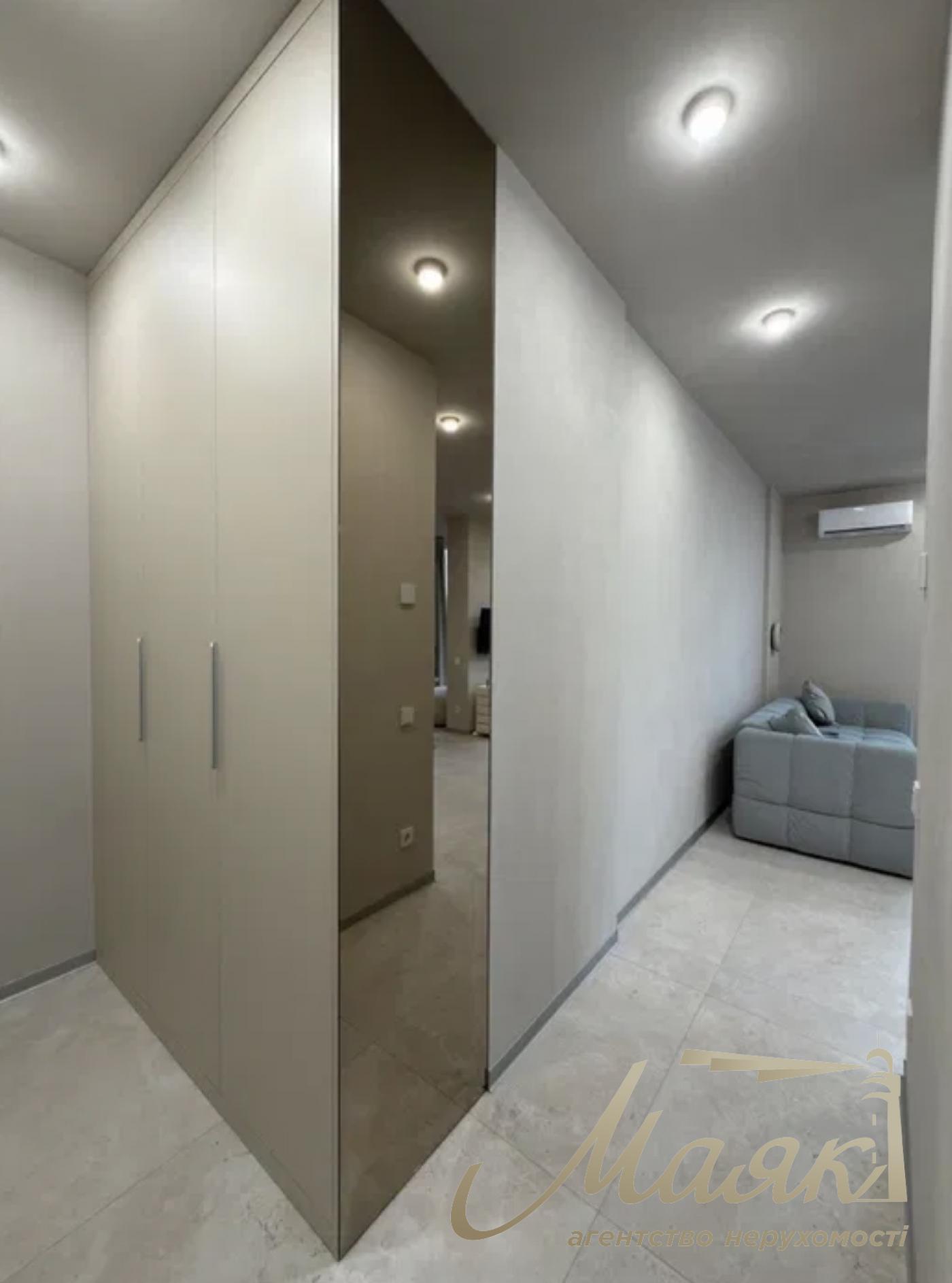 Оренда 1-кімнатної квартири (50м2) у ЖК "Respublika", м. Теремки