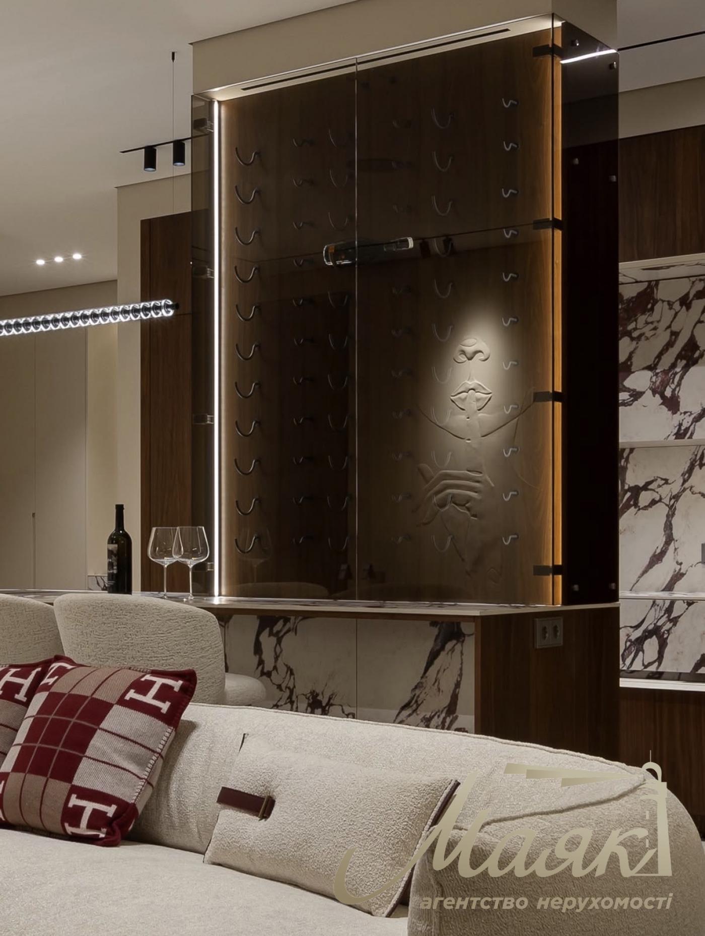 Продажа 4-комнатной квартиры ЖК Новопечерские Липки, ул. Верхогляда (Драгомирова)