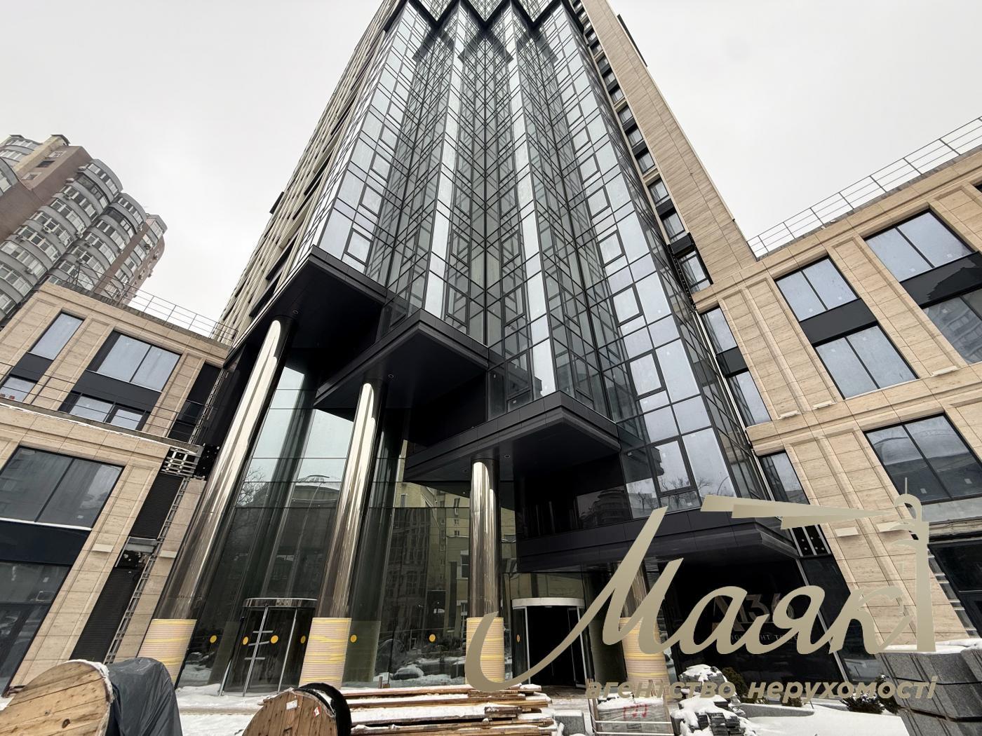 Продаж 3-к квартири в ЖК А136 Highlight Tower, Центр