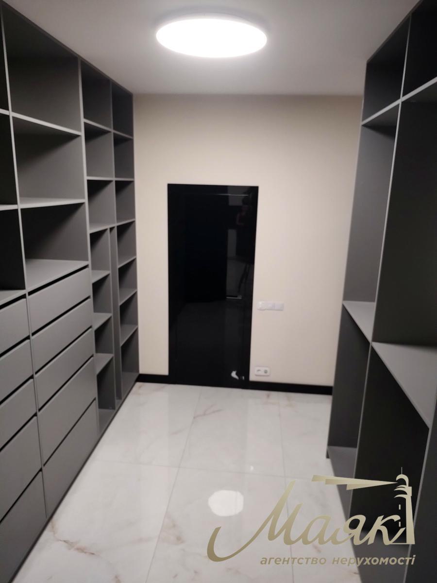 Оренда 3-кімнатної квартири в ЖК РіверСтоун, Трускавецька вул., 10-Г