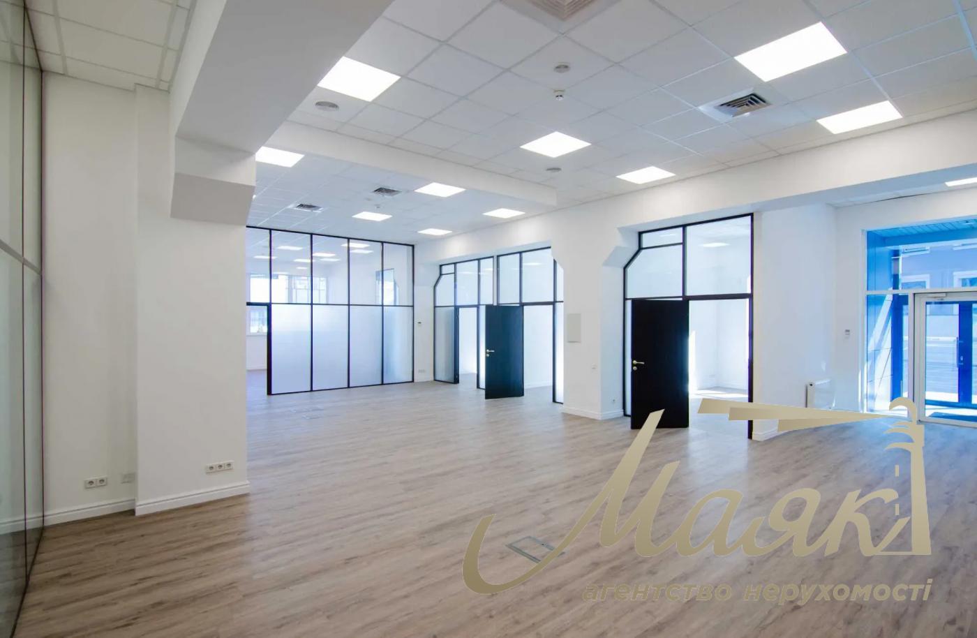 Аренда офиса 588м2 в бизнес-центре Victoria Park, пер. Ахтырский, Киев