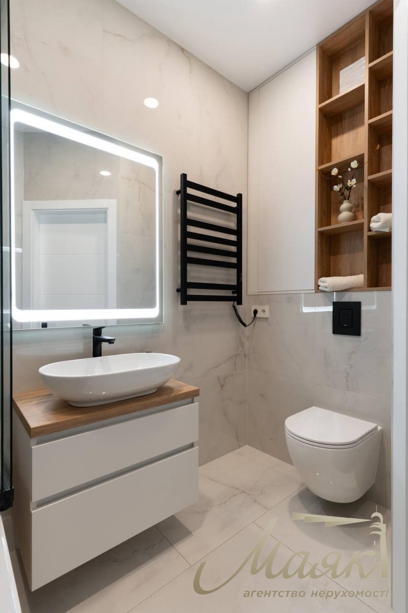 Продаж 2-кімнатної квартири площею 66 м², ЖК «Нова Англія»