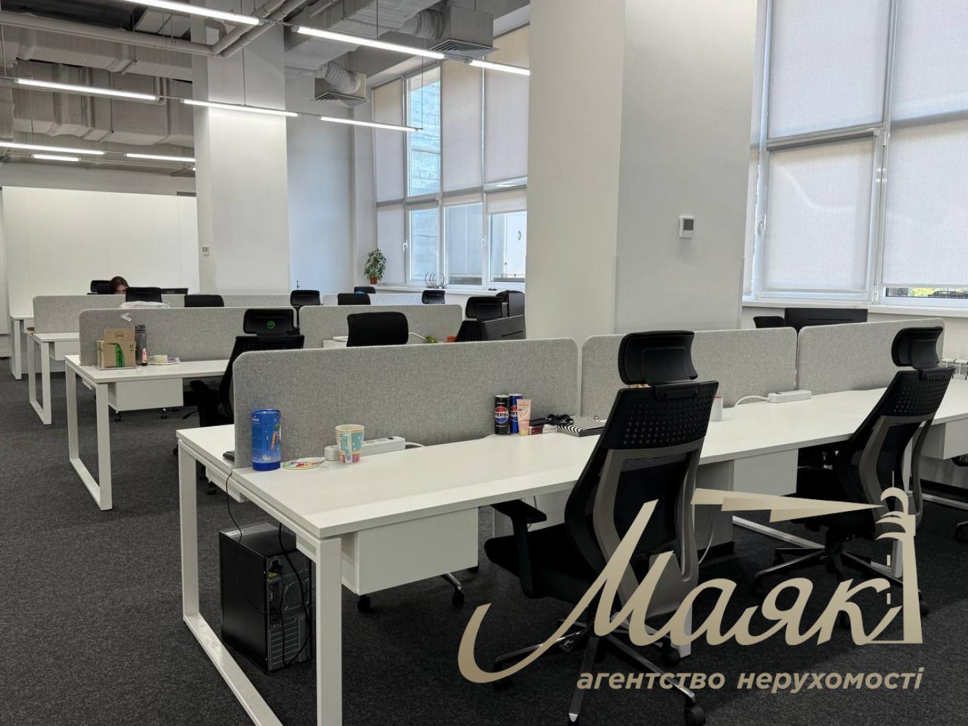 Оренда офісу 410 м2 в БЦ з ремонтом Олімпійська Центр
