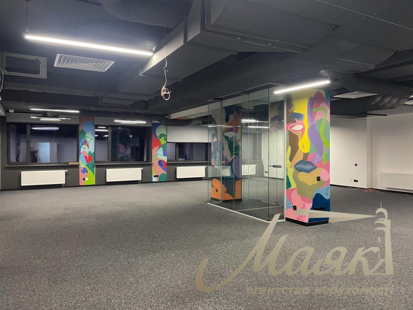 Аренда офисного помещения 561м2 в БЦ по ул.Саксаганского