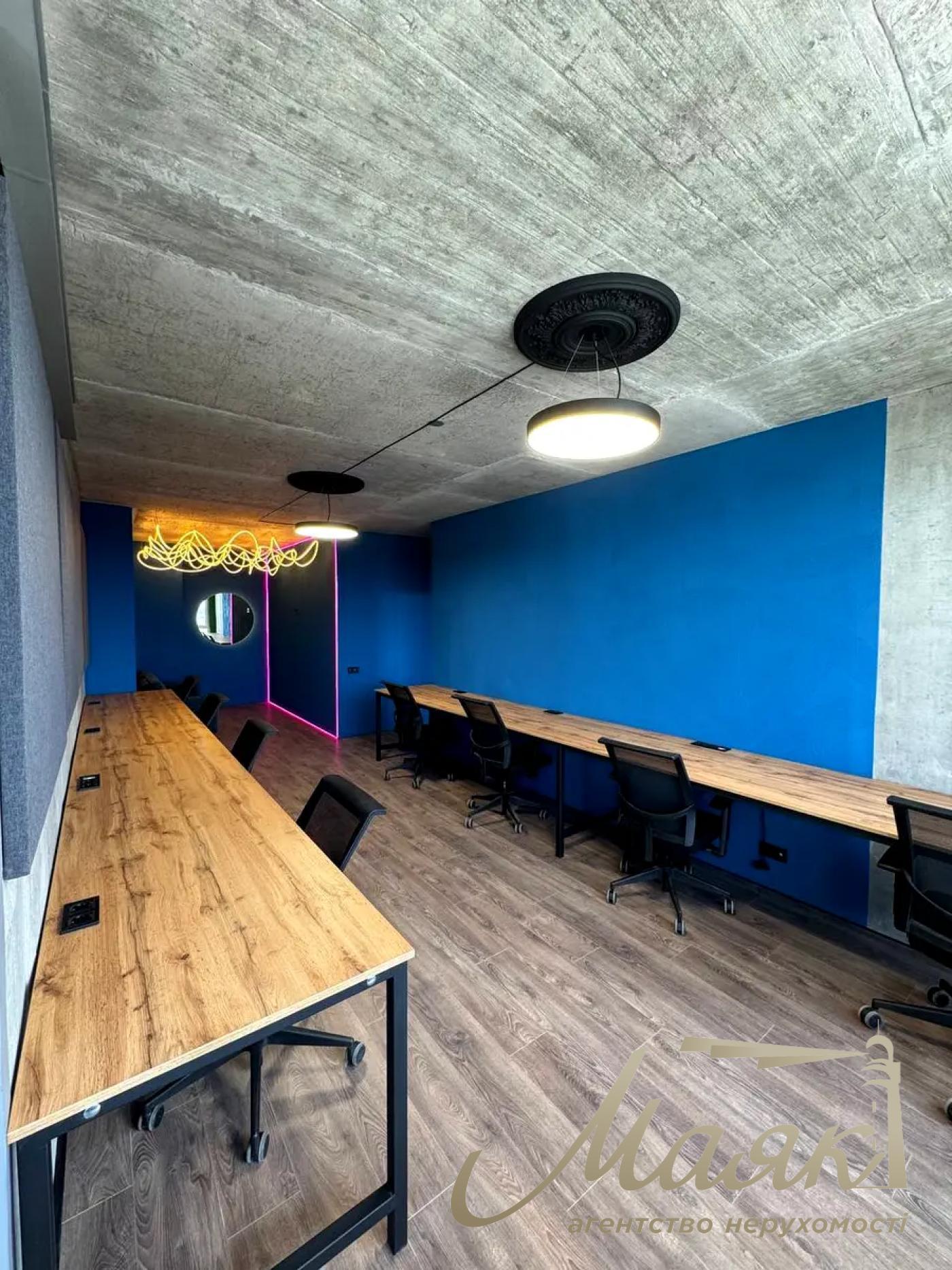 Office for rent 230m2 in LCD Novopecherskaya Tower, Boychuk str.