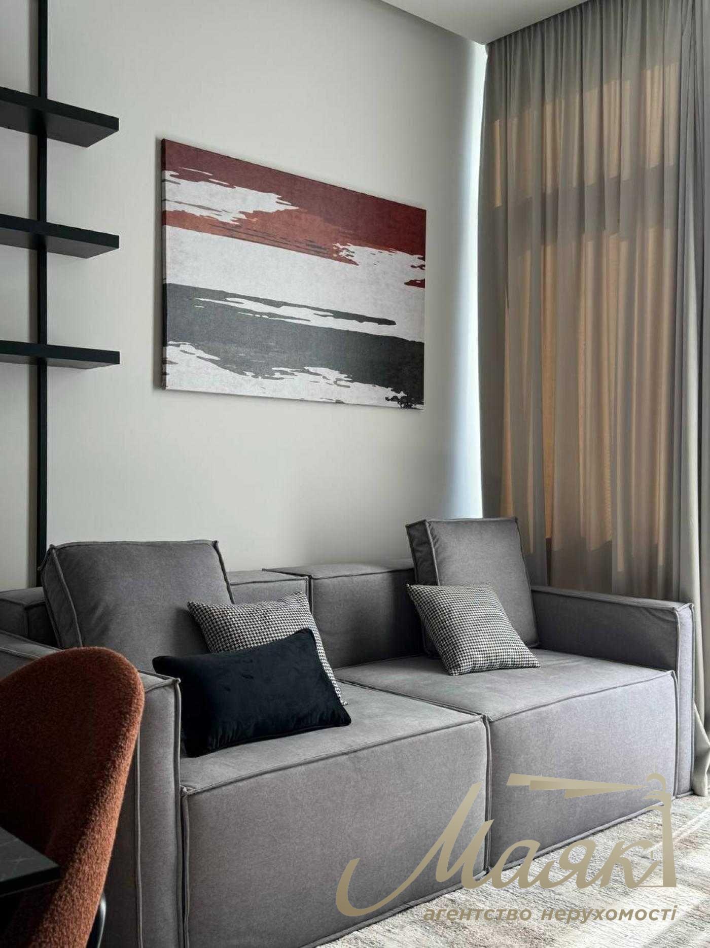 Продаж 2-кімнатної квартири з ремонтом у ЖК "Новопечерські Липки", вул. Драгомирова, 19Б