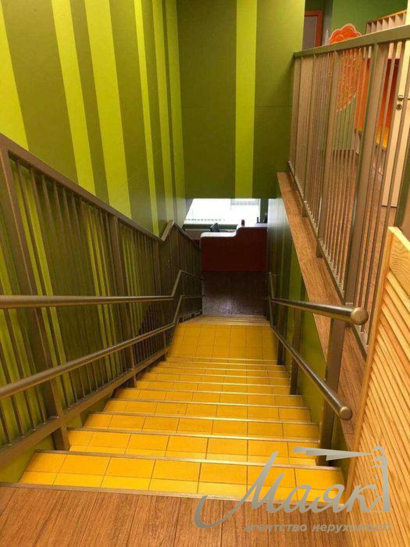 Продаж комерції 334м2, ЖК Централ Парк