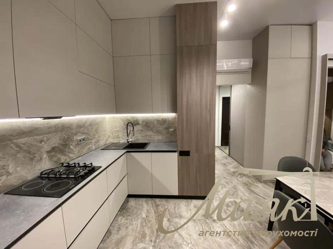 Rent 2k apartment 45 m², ul. Mikhail Boychuk, LCD Zhemchuzhina 52