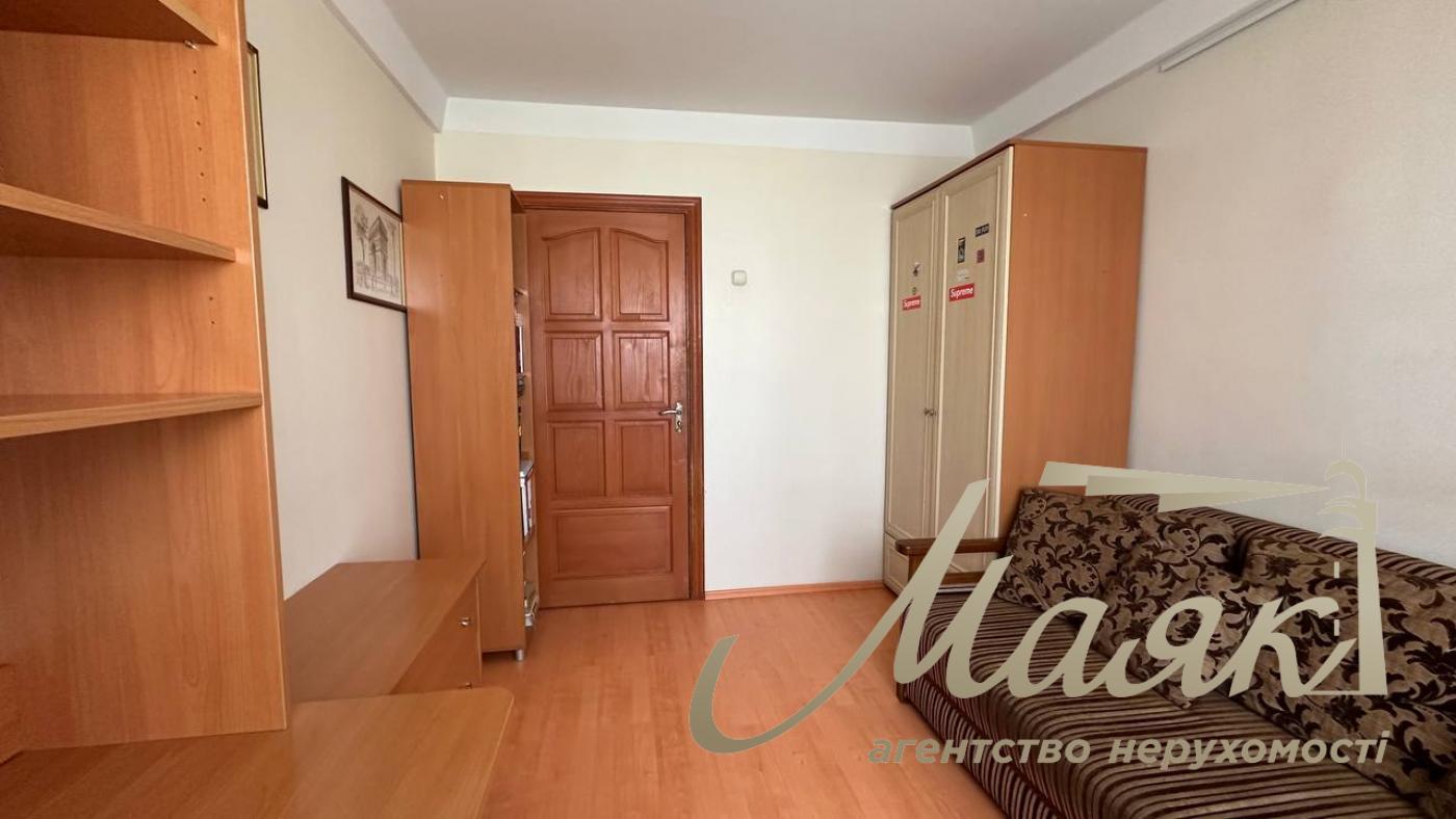 For sale 3-room apartment 57m2, Obolonskyi district, Ivasyuka 15A
