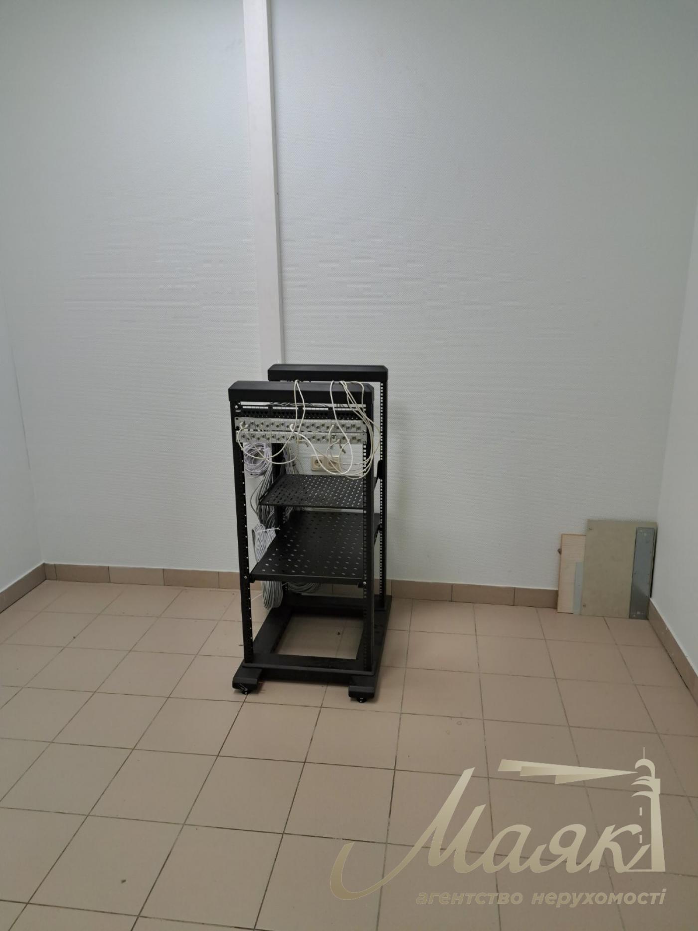 Оренда офісу 260м2 БЦ ILLINSKY вул. Іллінська 8, Поділ, Київ