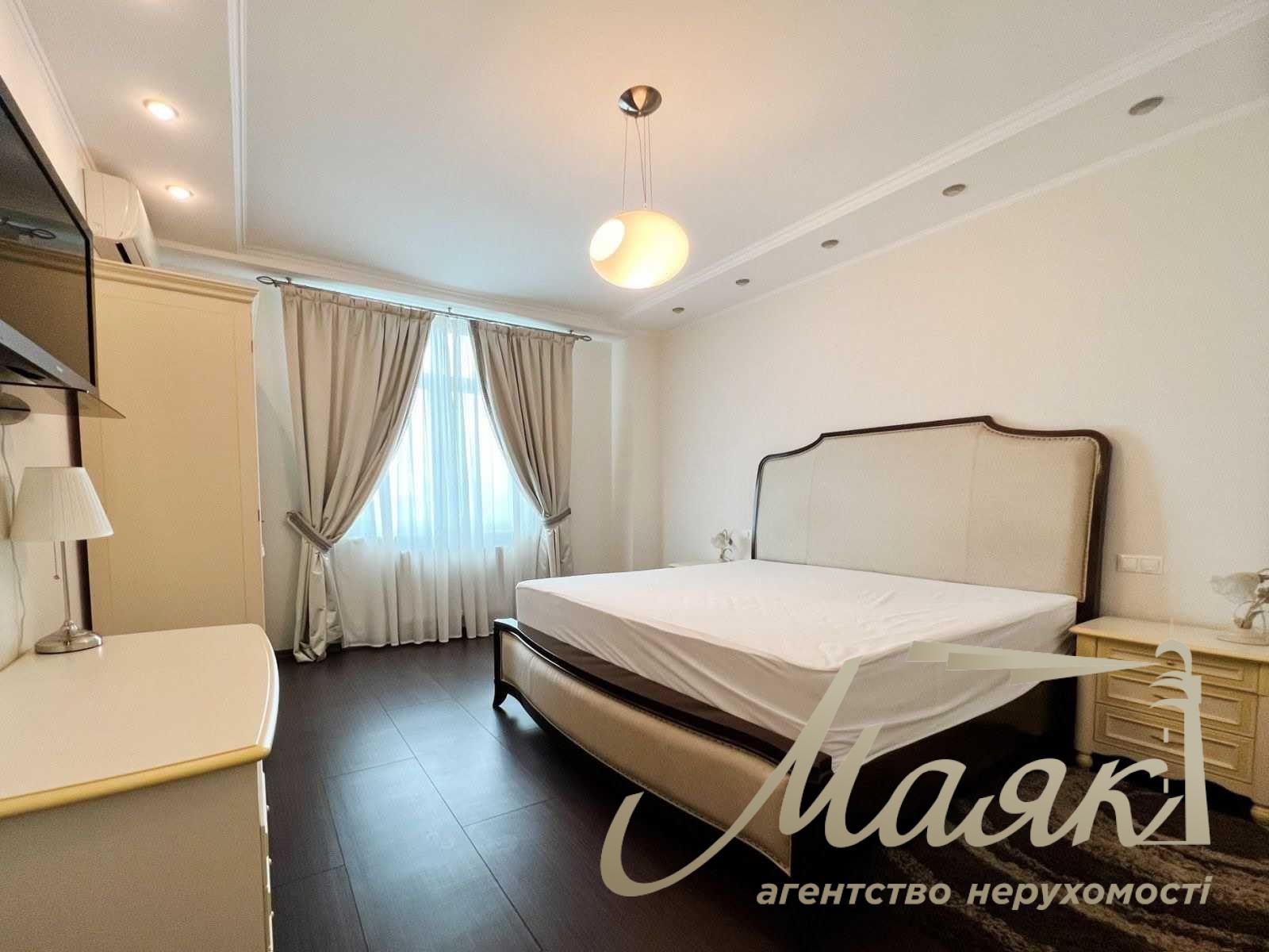 Rent 2-room apartment residential complex Triumph (Pechersk)