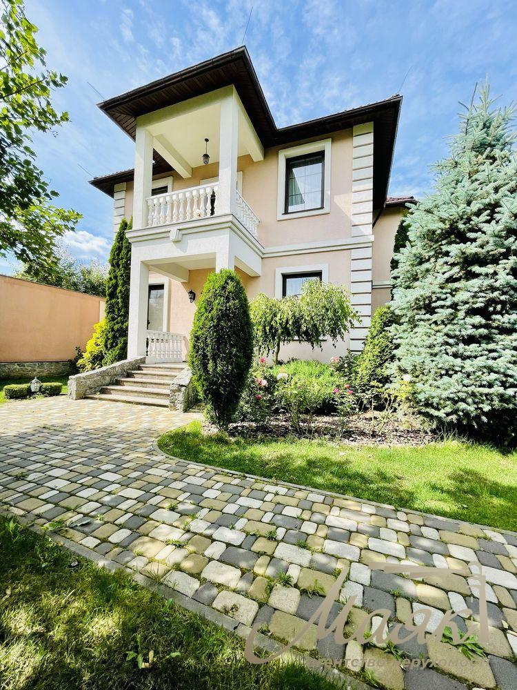 Аренда 2-х этажного дома 240м2, Голосеевский район, Чапаевка.