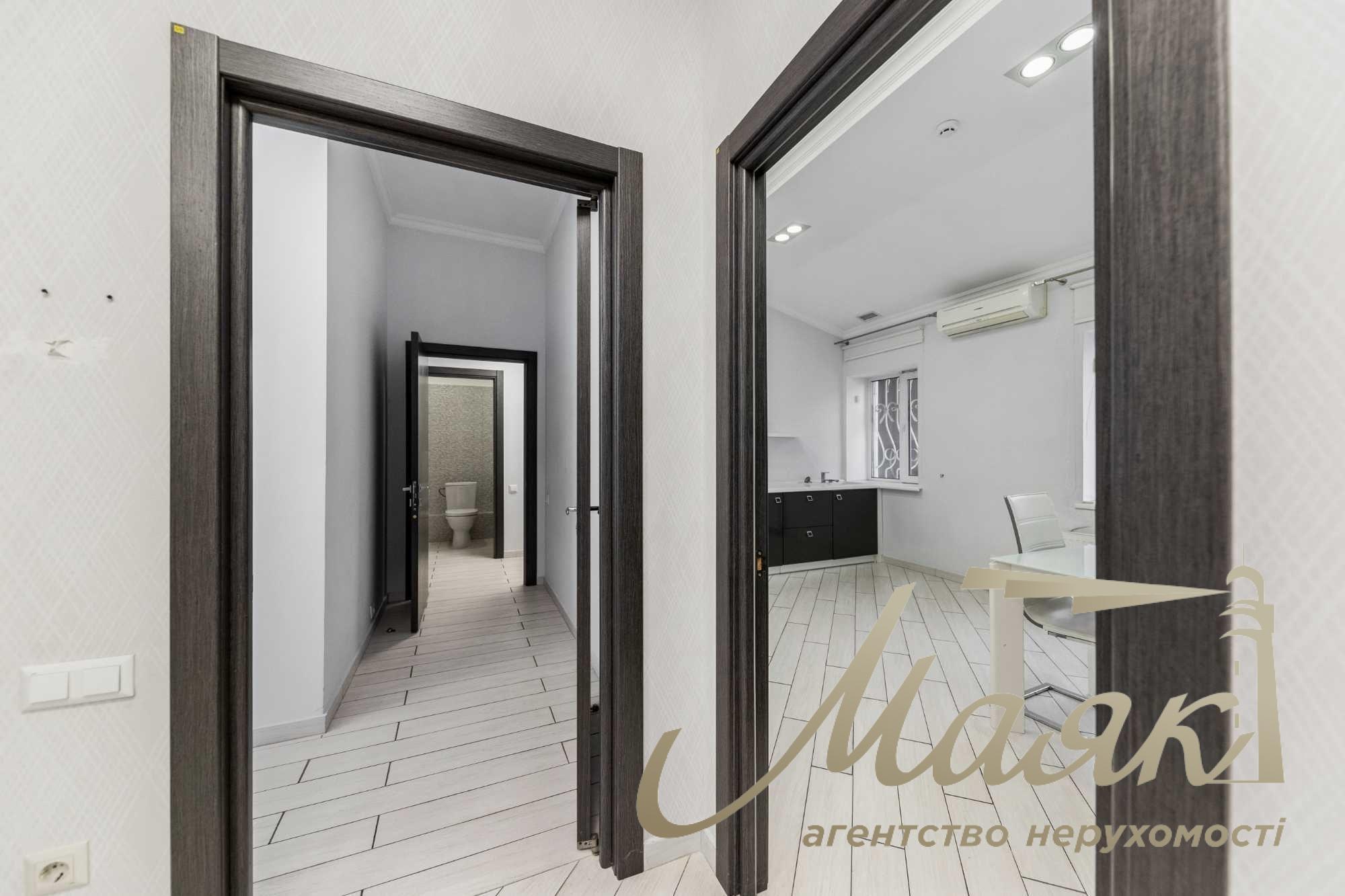 Оренда офісу в центрі (Софіївська площа), вул. Володимирська