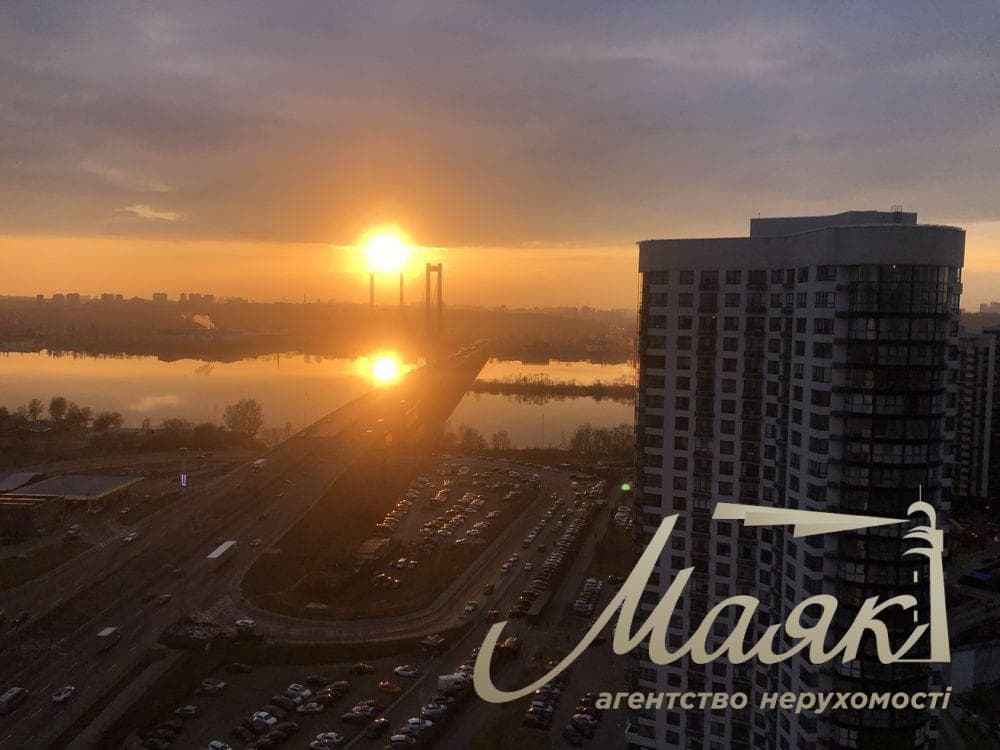 Продаж квартири з гарним видом площею 44 м², ЖК «Славутич», Лівий берег