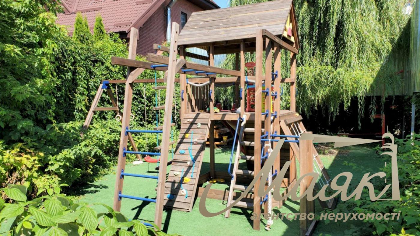 Оренда будинку єврокотеджу 650м2 у Пущі Водиці, село Горенка.