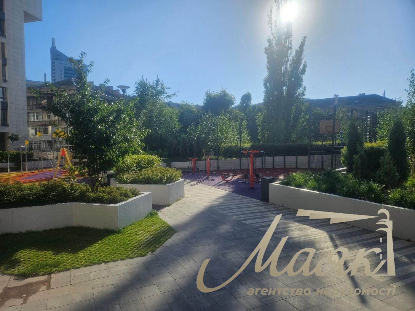 Sale of apartment with terrace in Time residential complex