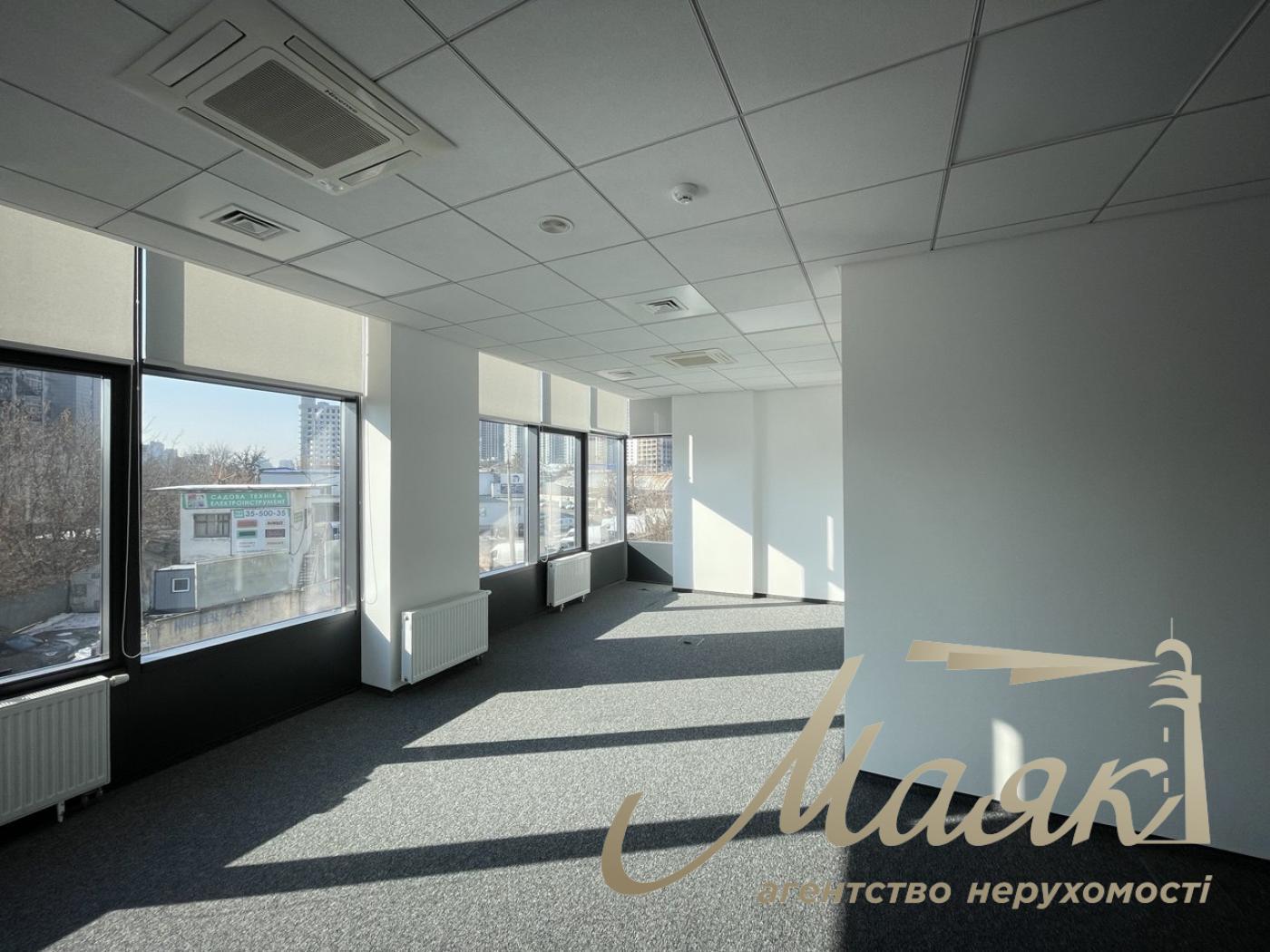 Office rent 280 m2, Boychuk St. 44a, Goloseevsky