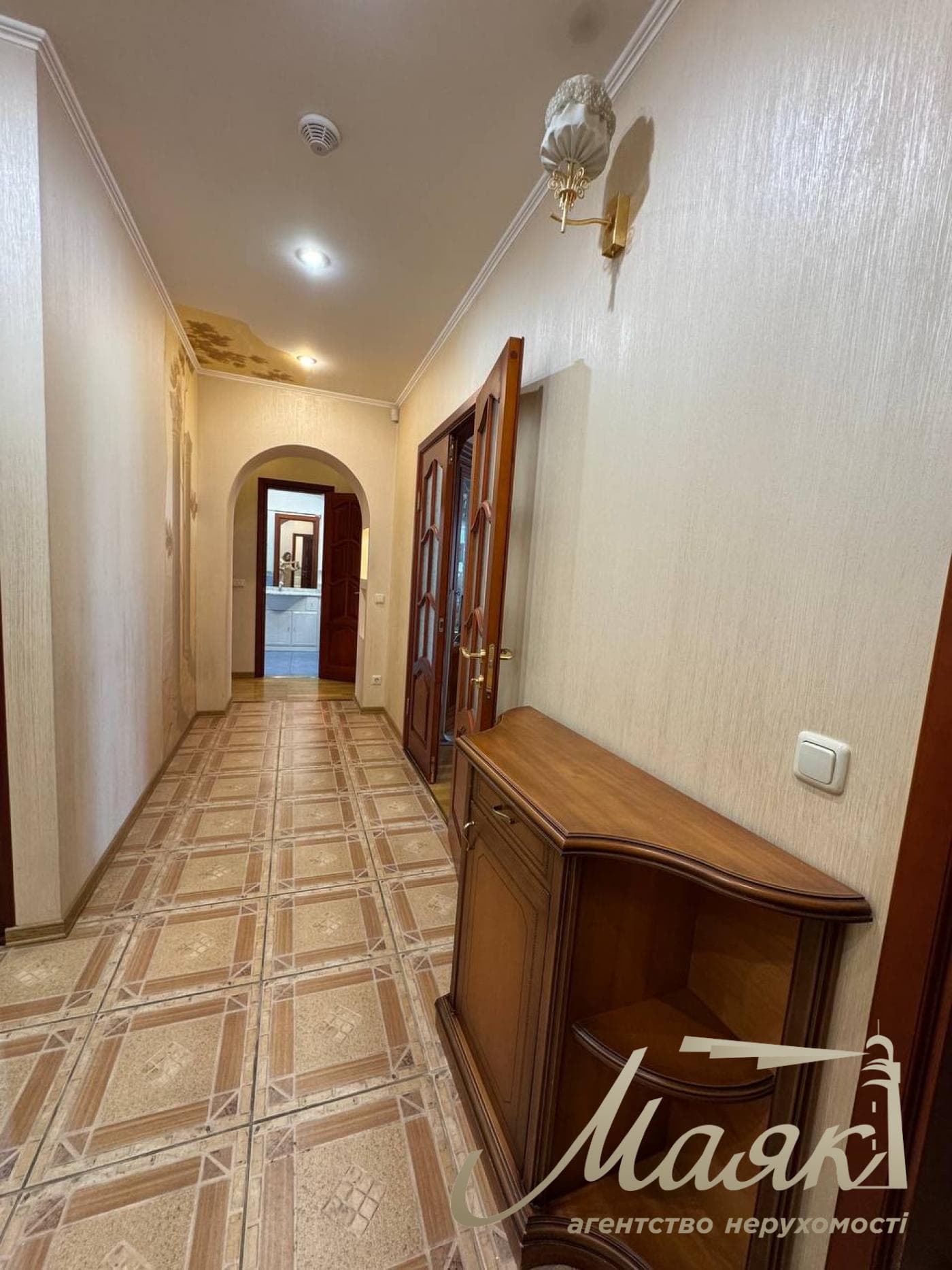 Аренда 3к квартиры, 107м2, Ахматовой 16Б