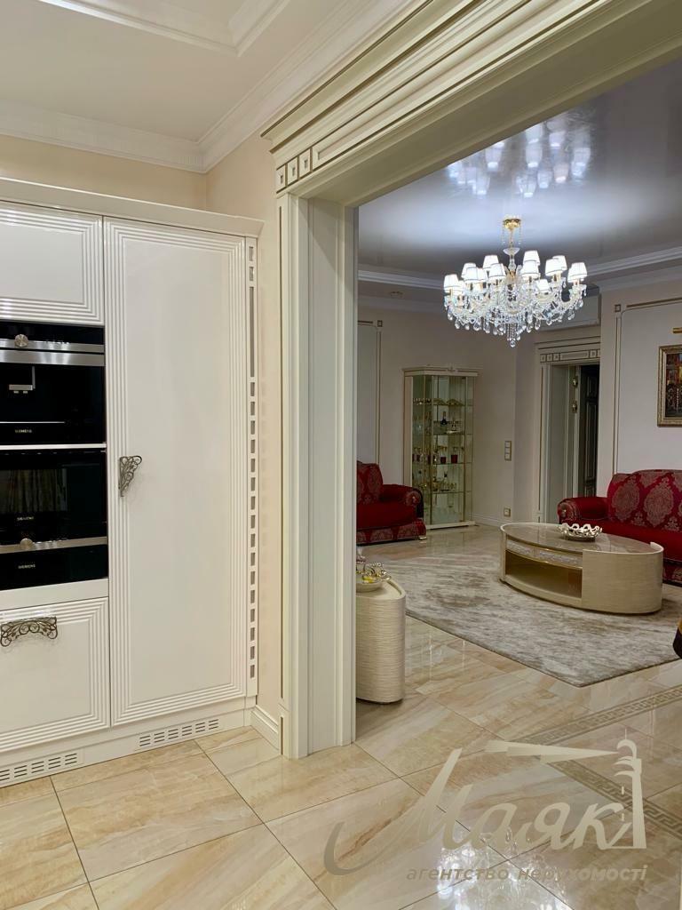 Продаж 4к квартири бульвар Лесі Українки, Печерськ