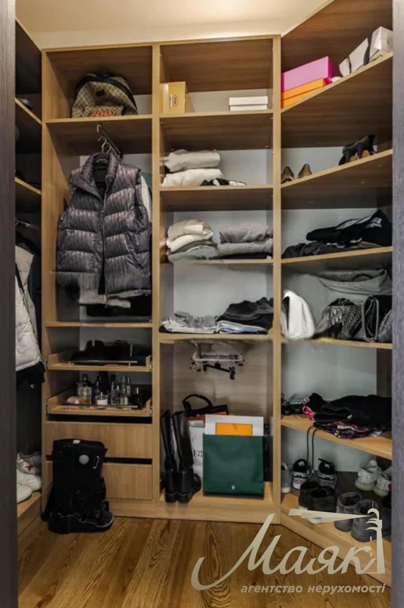 Продажа 3х-комнатной квартиры в ЖК Новопечерские липки, ул. Драгомирова, Печерск, Киев