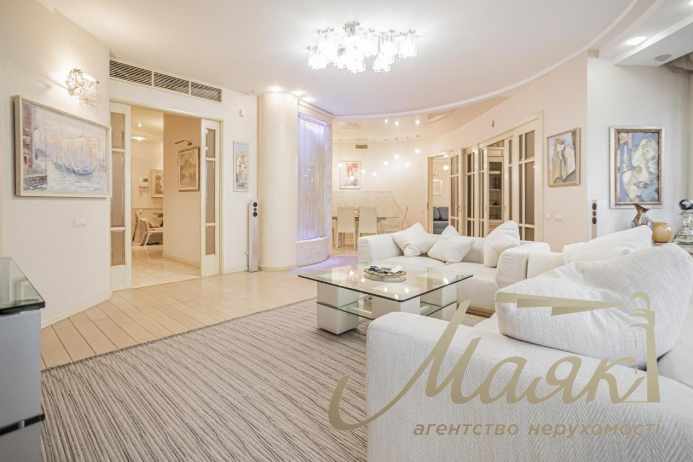 Продаж 4-х кімнатної квартири, 160 м2 у ЖК Diplomat Hall Дипломат Хол Жилянська