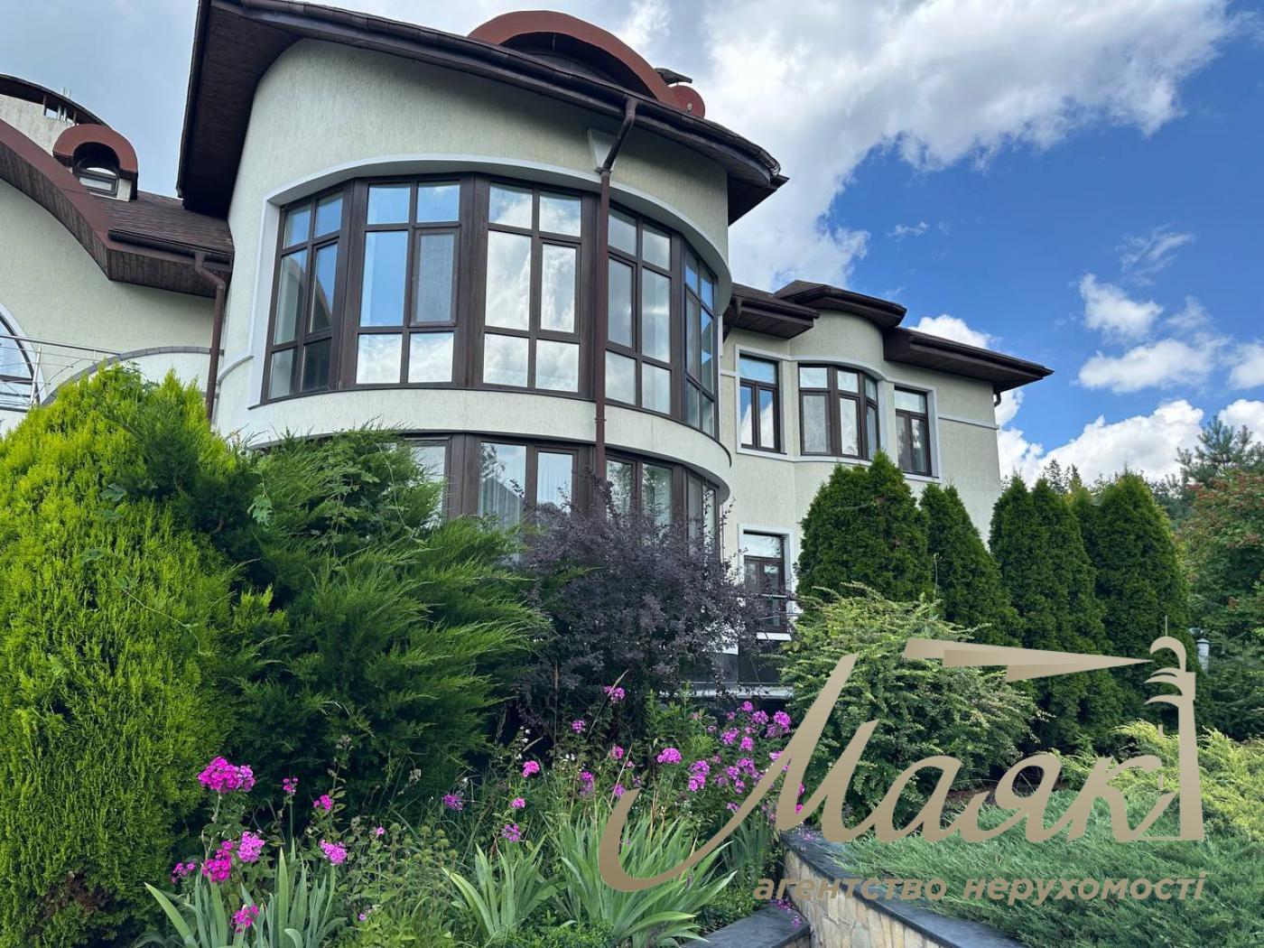 Оренда будинку 750м2 на 60 сотках землі на Хуторі Мриги, Голосіївський район.