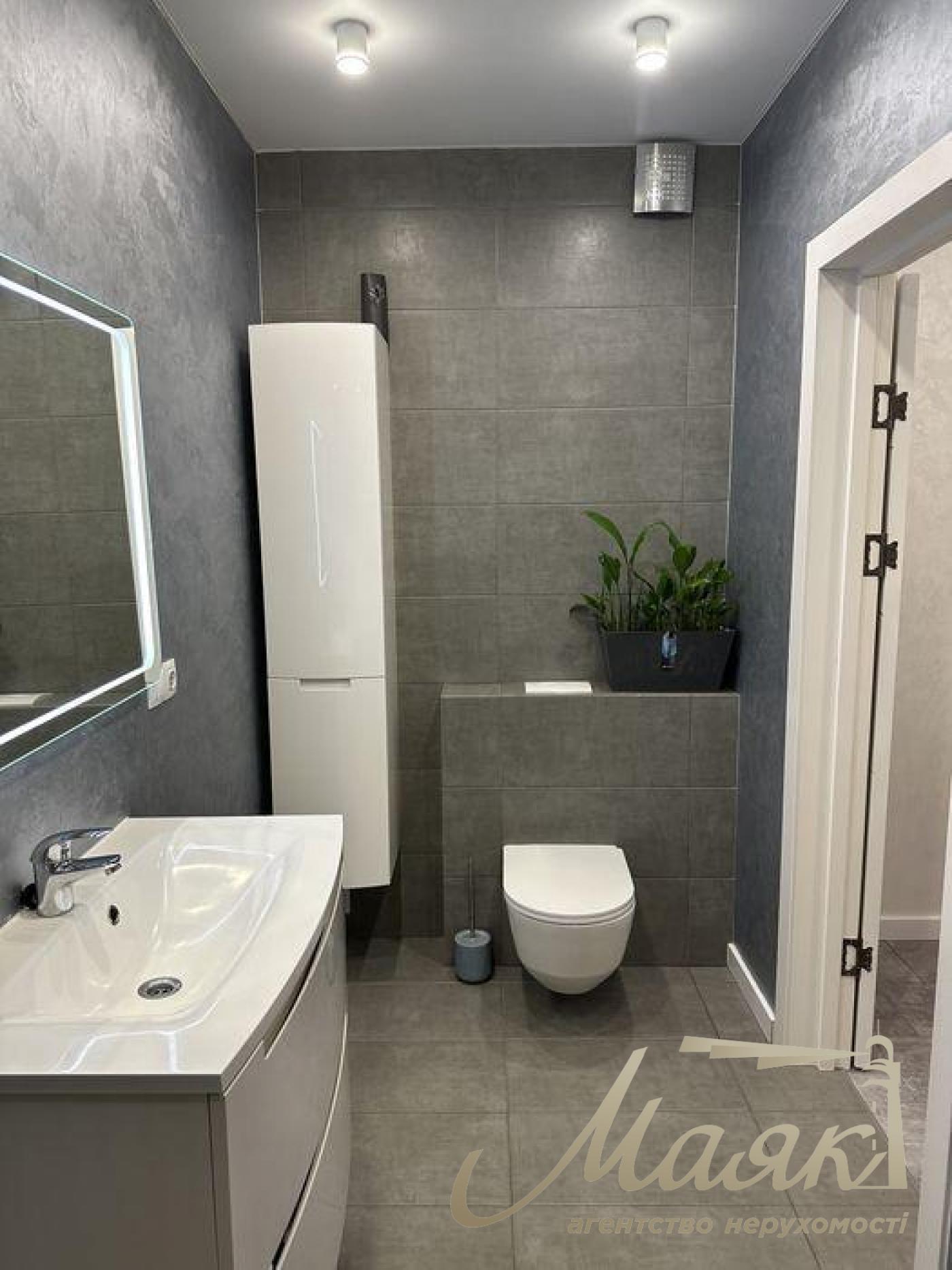 Sale of a 3-storey house 110 sq.m. Khotov village. Kievo-Syatoshinsky suburb.