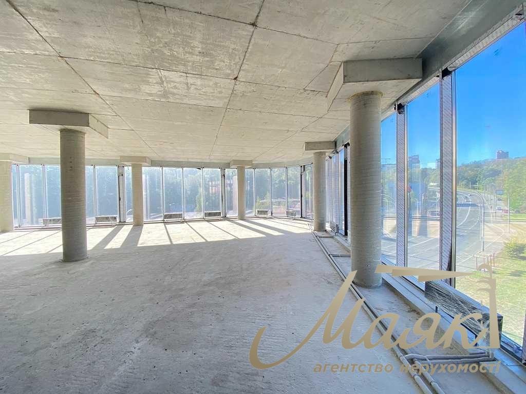 Аренда коммерческого помещения 2 200м2 ул.Протасов Яр 10, Соломеснкий район.
