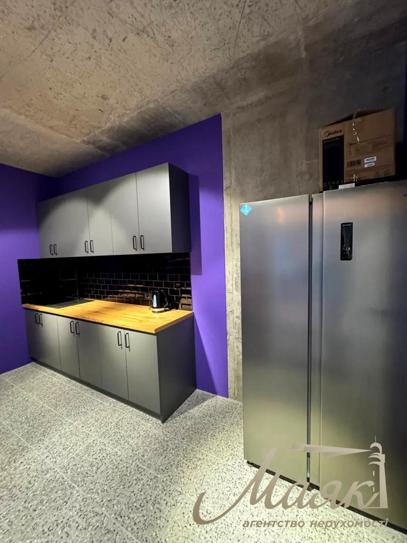 Office for rent 230m2 in LCD Novopecherskaya Tower, Boychuk str.