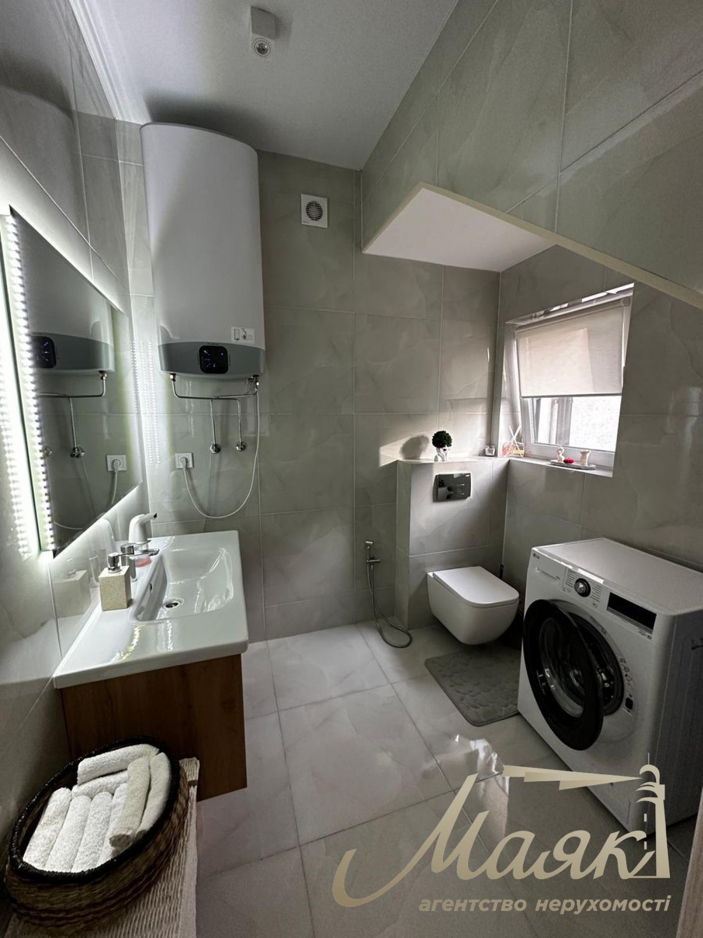 Продаж таунхауса Гатне 105м2