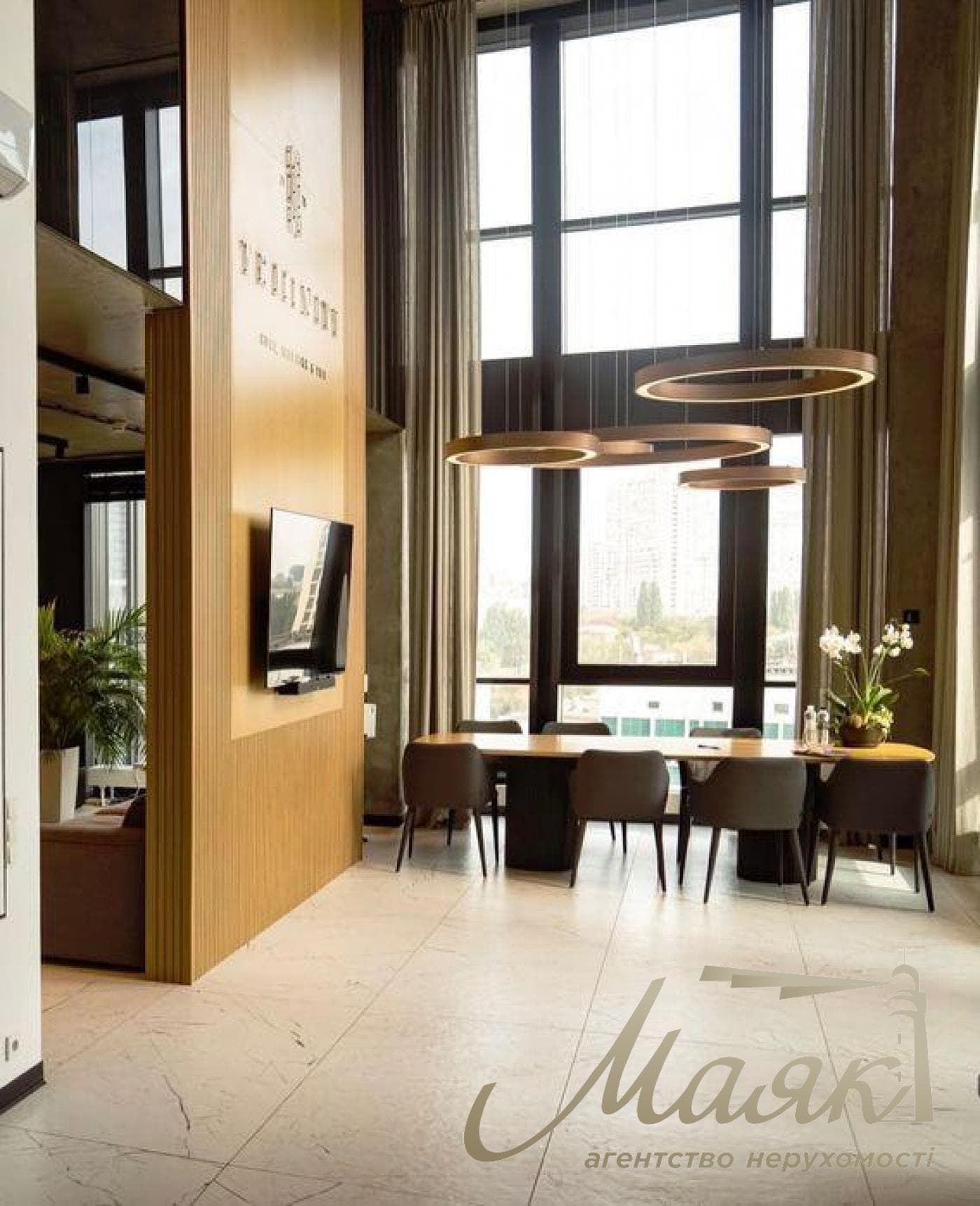 Продажа 3-к квартиры в ЖК TRIIINITY, Печерск, Центр