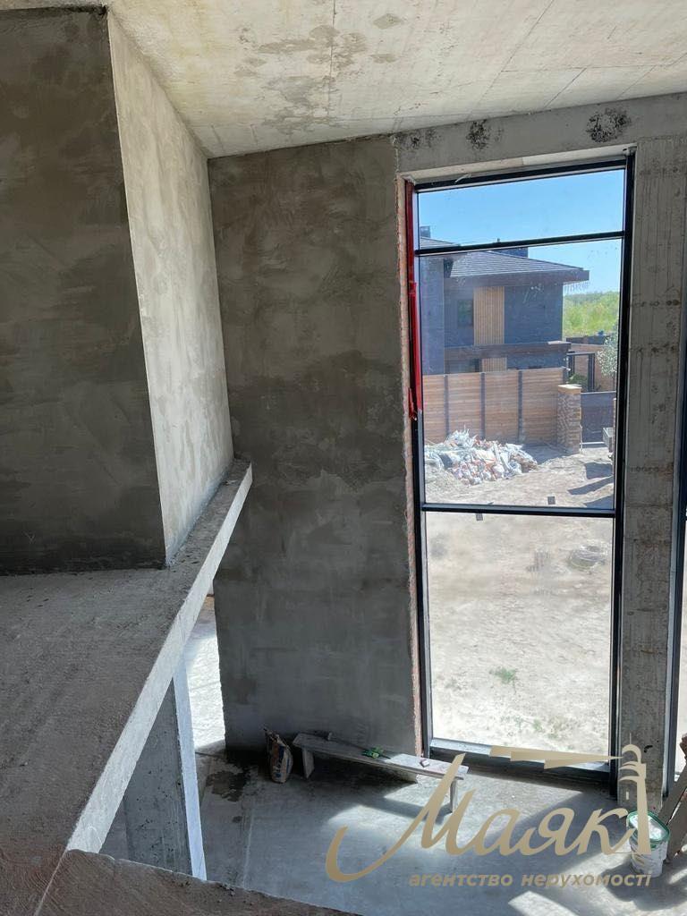 Продаж будинку 406м2 у с.Лісники, КМ "Хутір Ясний", Обухівський напрямок, Київська область.