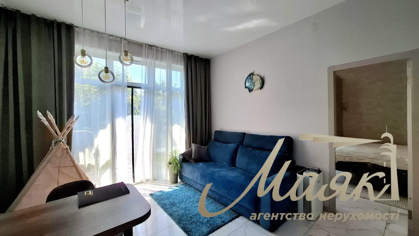 Продаж 1 поверхового таунхауса з ділянкою на 2 сотки, 40 кв. м2 метро Славутич