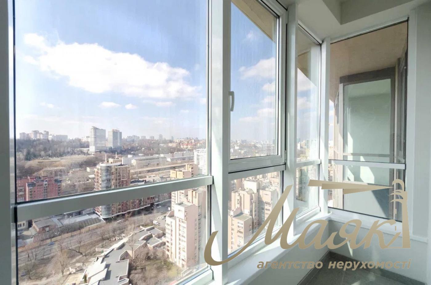 Оренда офісу 190м2, Голосіївський р-н, вул. Антоновича