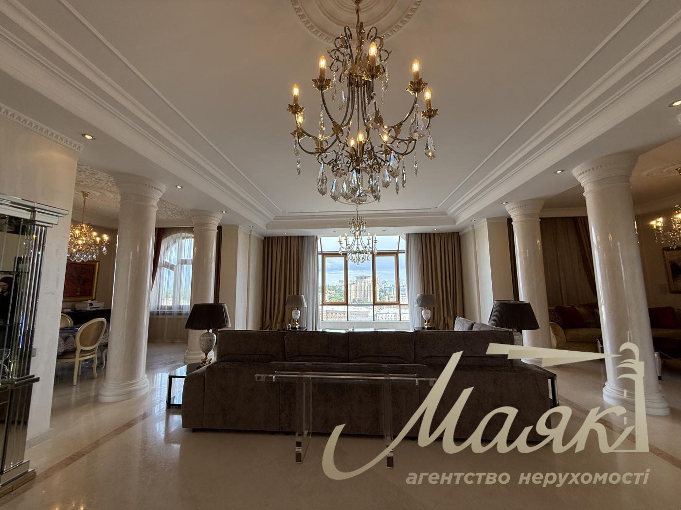 Аренда видовой 3к квартиры 245 кв. м на ул. Паторжинского 14, Центр, Шевченковский район