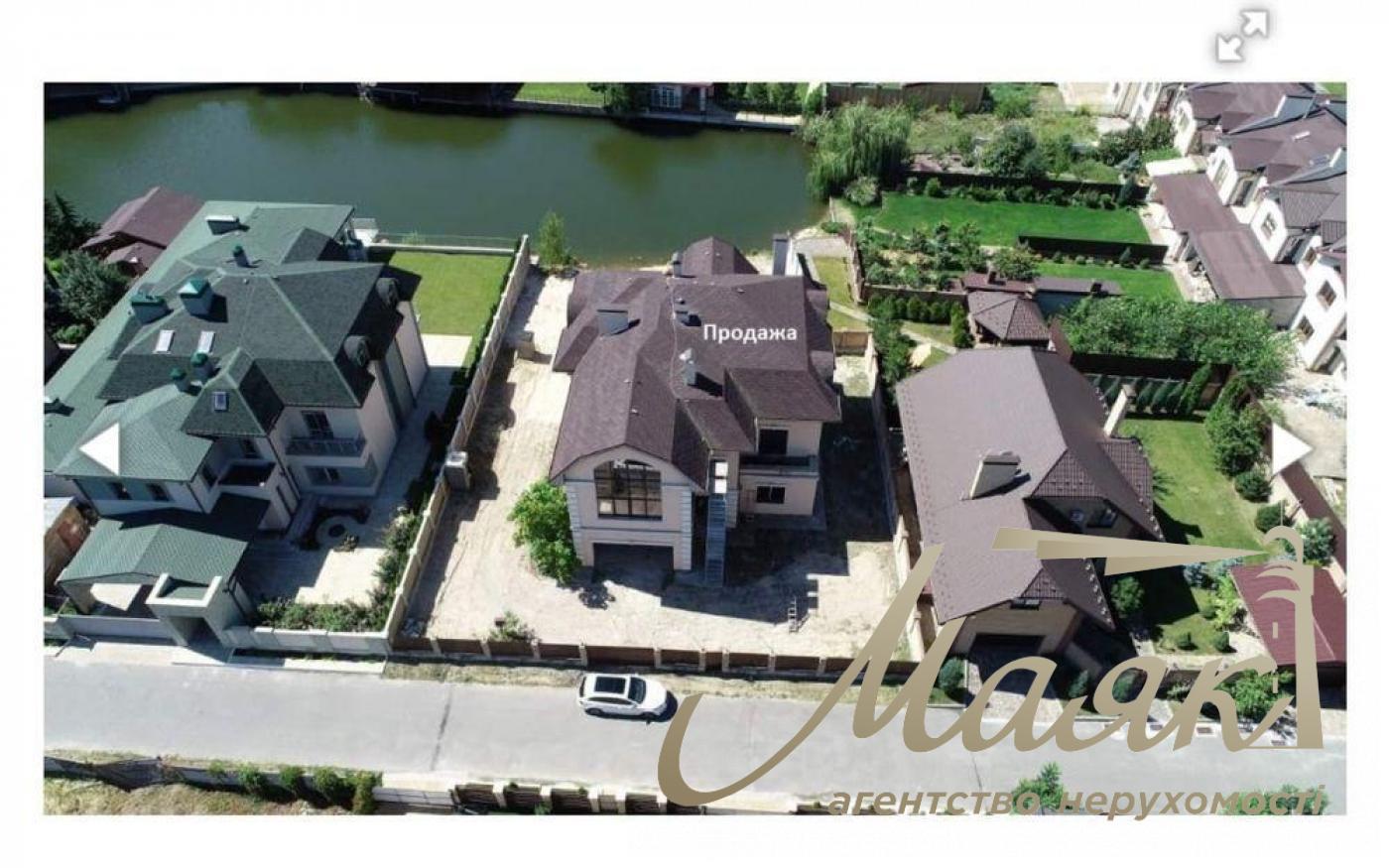Продаж будинку (558м2) КМ "Монтана Вілладж" с. Козин