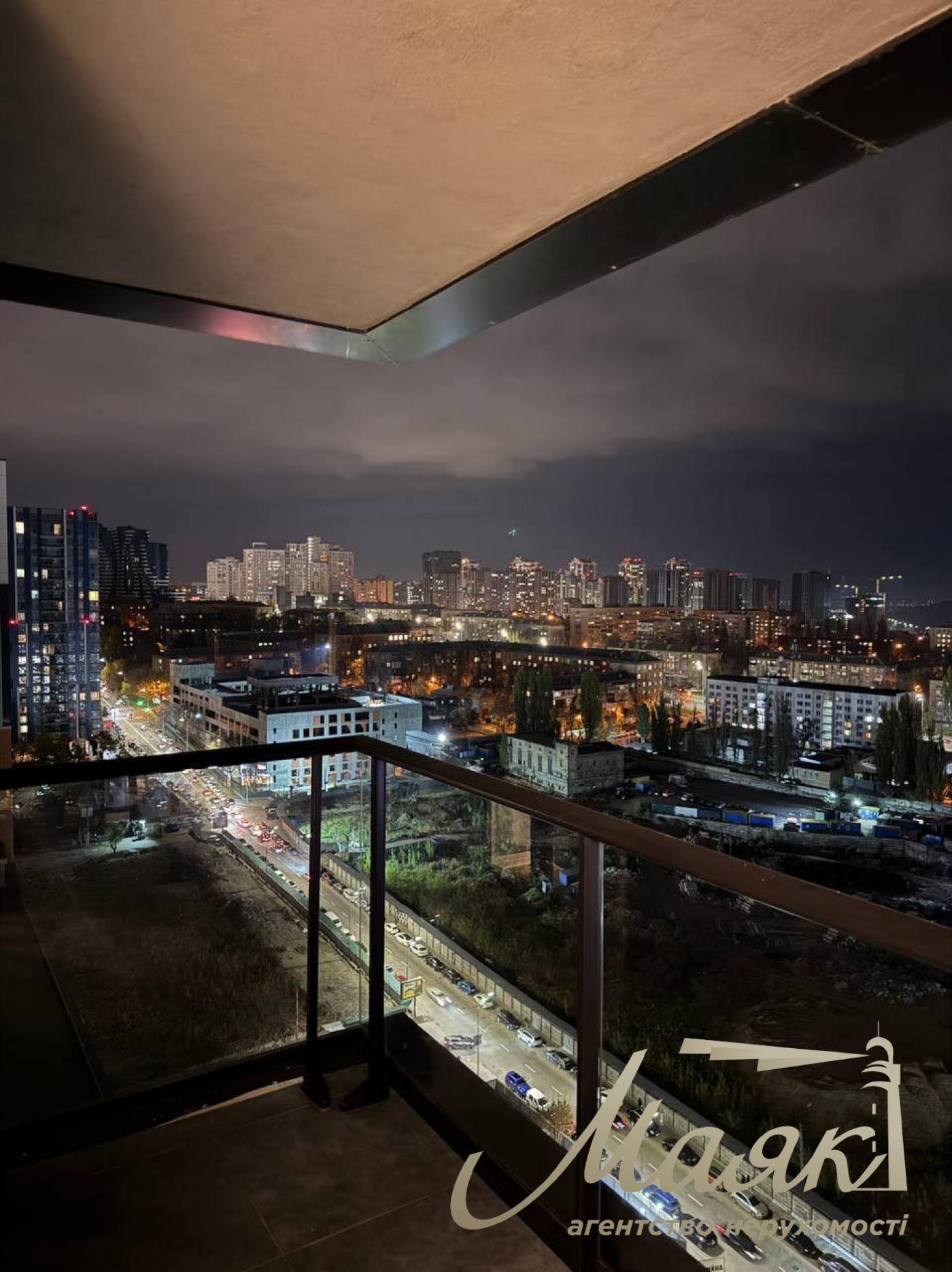 Продаж 2 кімнатної квартири, 80м2, Французький квартал 2, вул. Джона Маккейна.