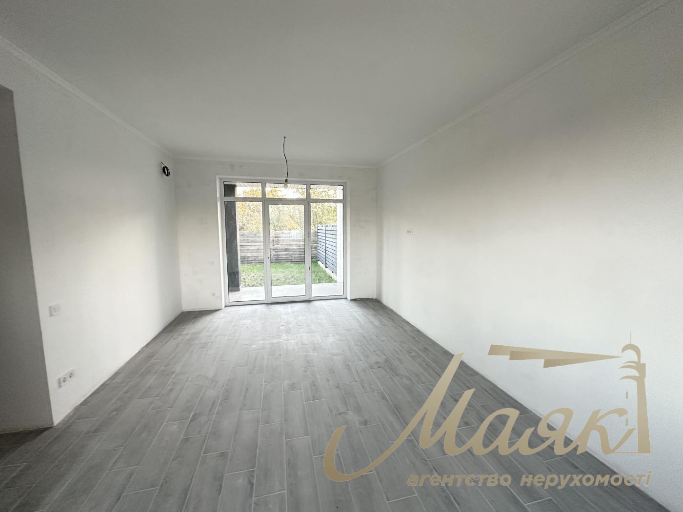 Sale 90m2 Duplex, Starye Petrovtsy, Zhovtneva st.