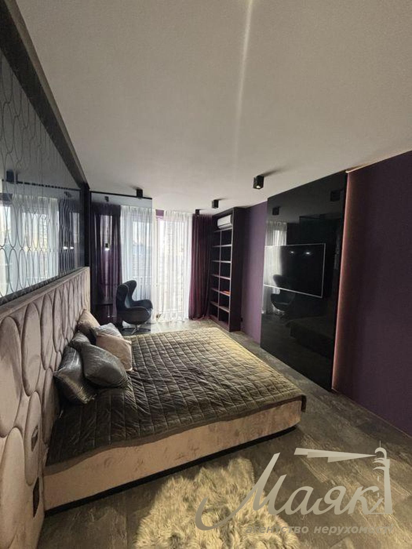 Продаж 2-кімнатної квартири у ЖК Royal Tower, 65 кв. м, Центр, вул. Саксаганського, 37К