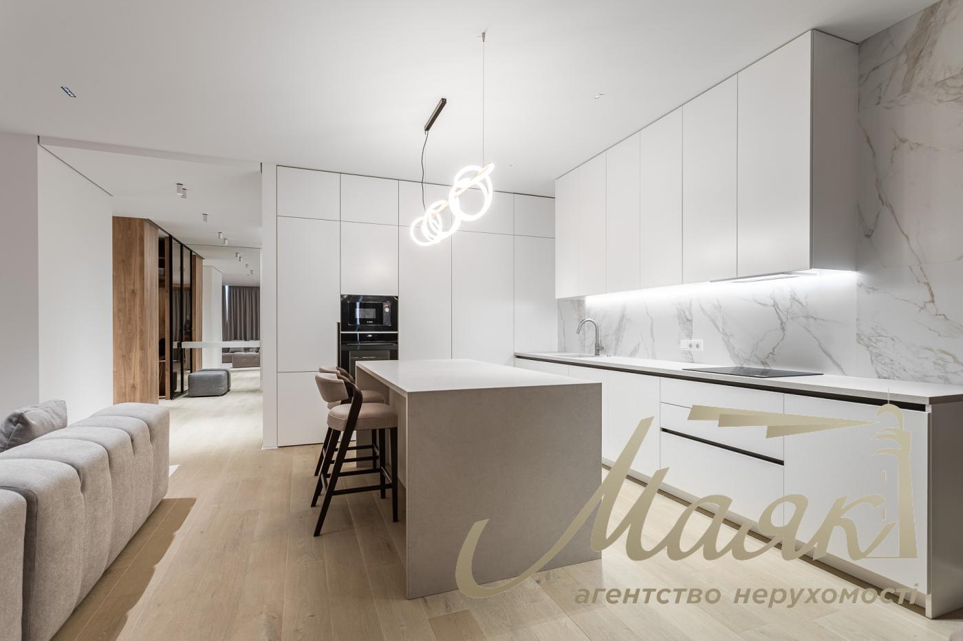 Продаж 4-кімнатної квартири ЖК Новопечерські Липки вул. Верхогляда (Верхогляда)