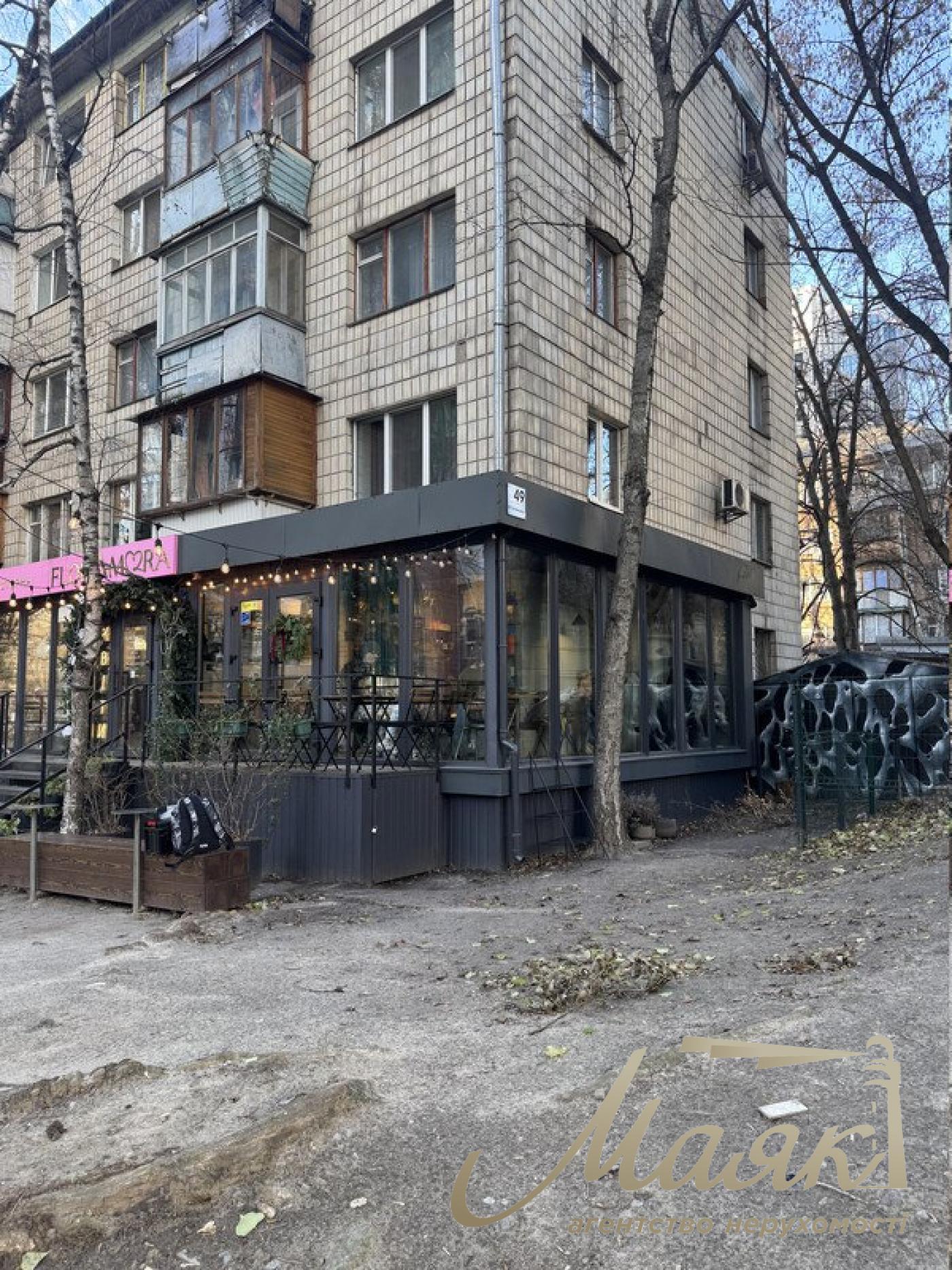 Продаж комерційного приміщення 27 м.кв. вул. В. Тютюнника, Печерськ