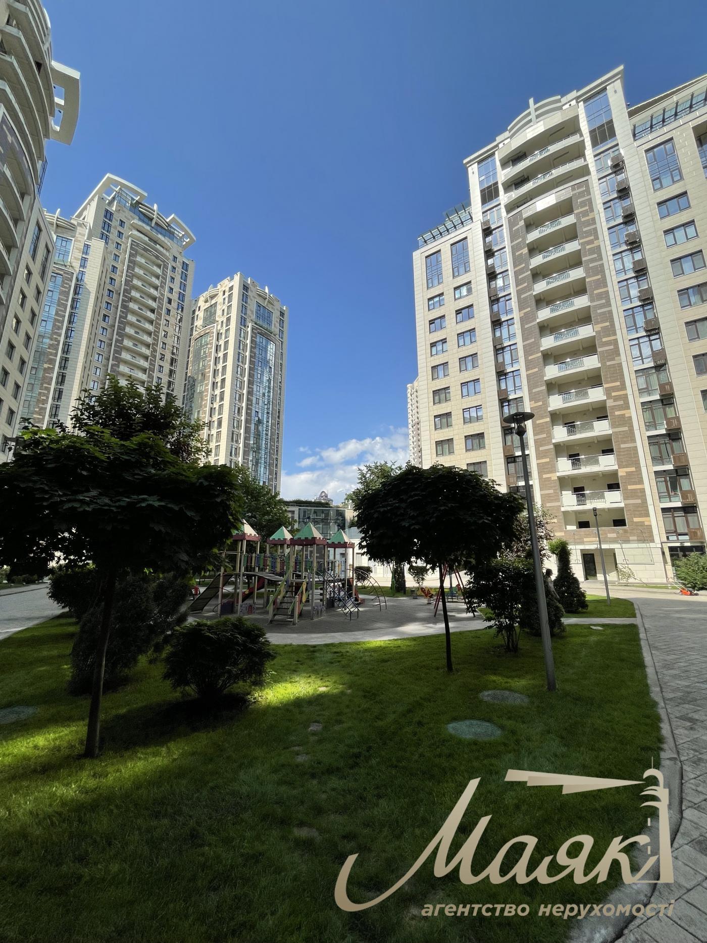 Аренда 3-х комнатной квартиры в ЖК Бульвар Фонтанов, Печерск