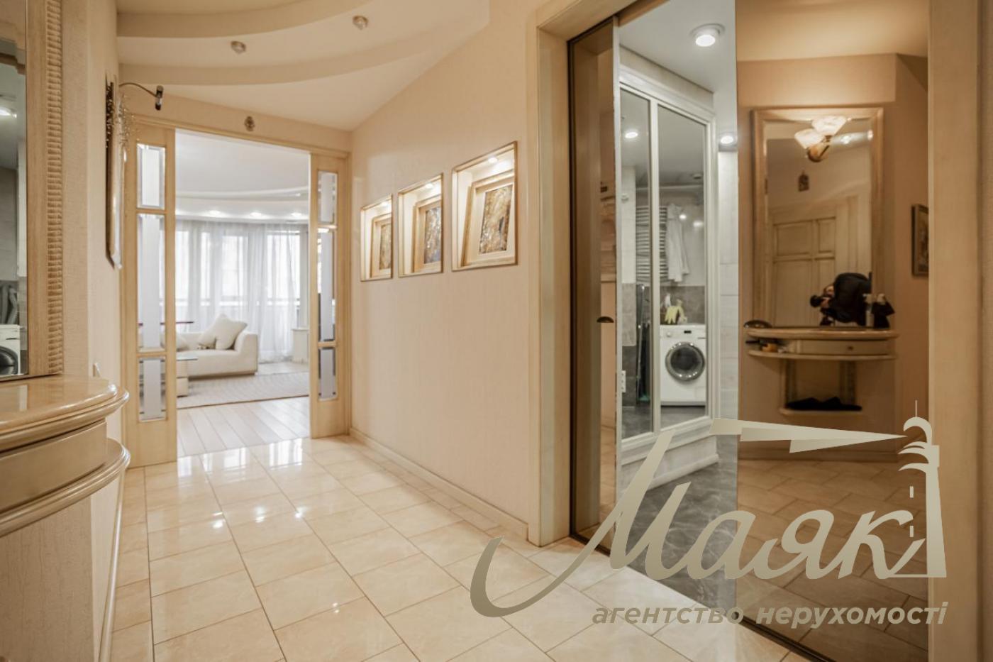 Продаж 4-х кімнатної квартири, 160 м2 у ЖК Diplomat Hall Дипломат Хол Жилянська